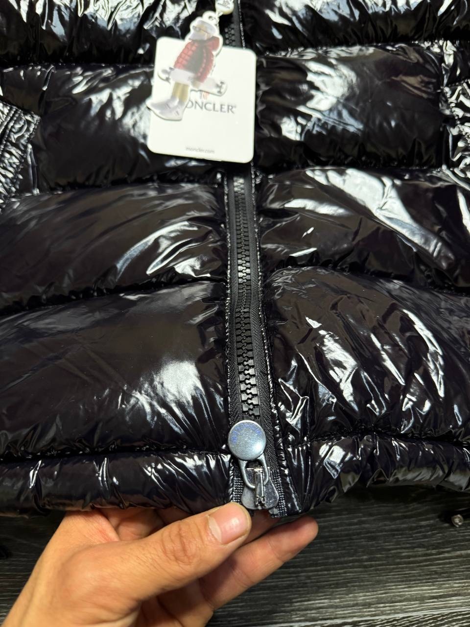 пуховик moncler мужской,пуховик moncler,пуховик moncler maya глянцевый,зимняя куртка moncler,пуховик moncler maya