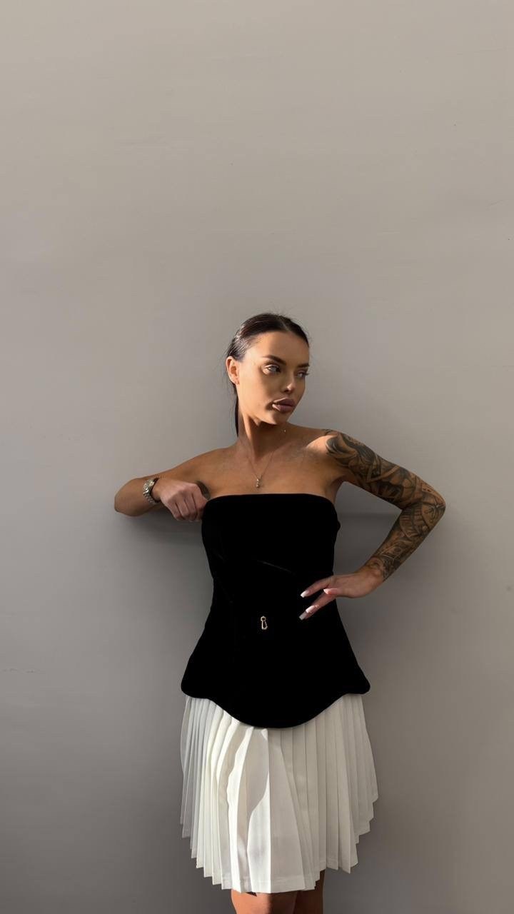 платья мини,платье с открытыми плечам,короткие платье,платье,женское платье