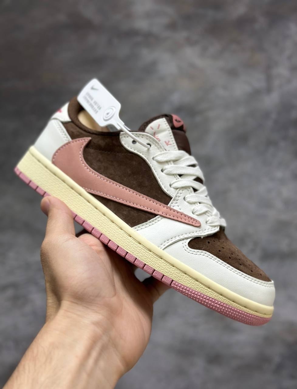 кроссовки nike travis scott x air jordan 1 low,кроссовки nike travis scott x air jordan 1,кеды travis scott x air jordan 1 pink oxford,кроссовки travis scott x air jordan 1 low,кроссовки nike travis s