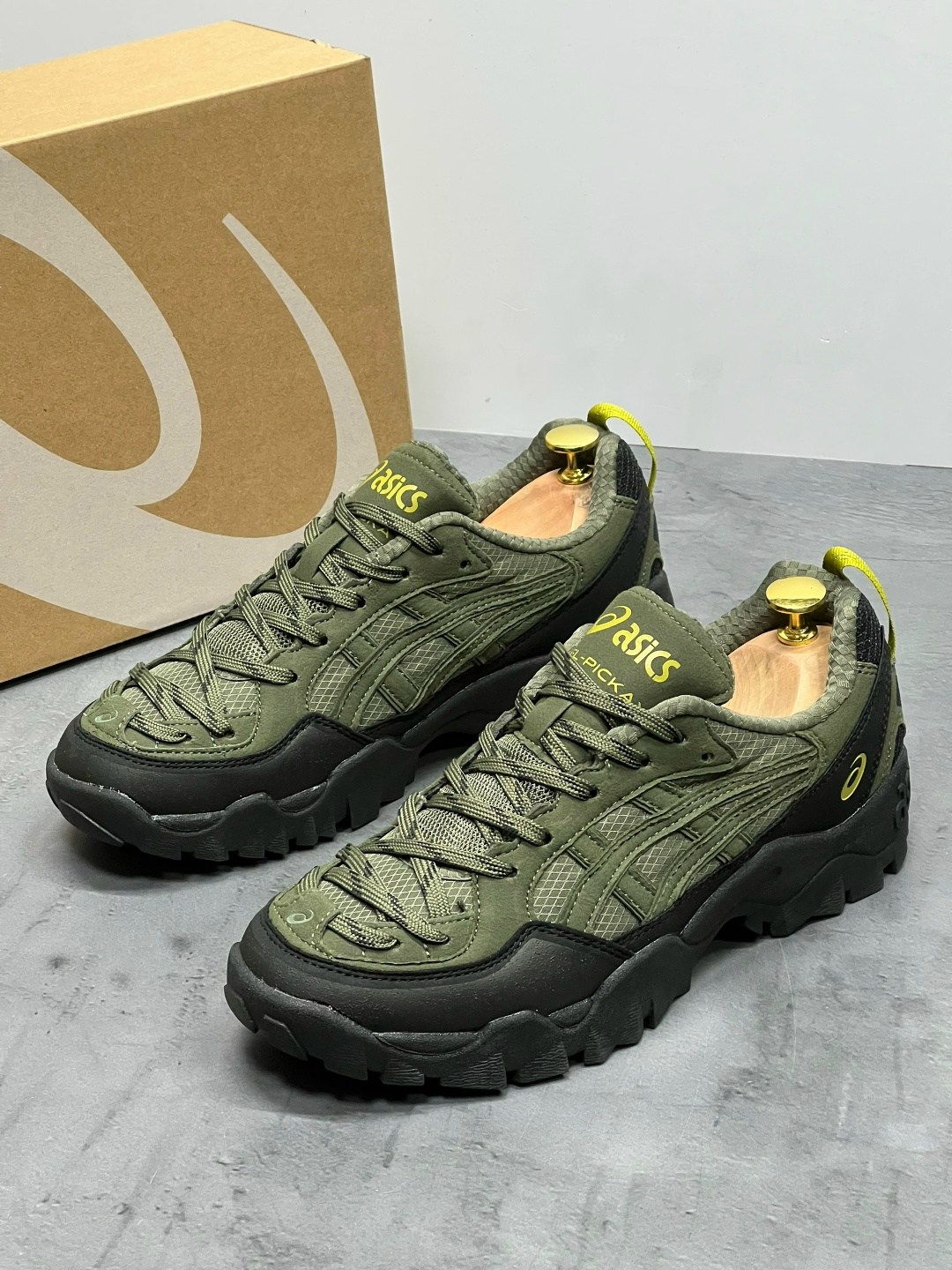 кроссовки asics gel-pickax,asics низкие повседневные туфли gel pickax армейский зеленый,кроссовки asics,кроссовки asics gel,мужские походные кроссовки asics gel-pickax