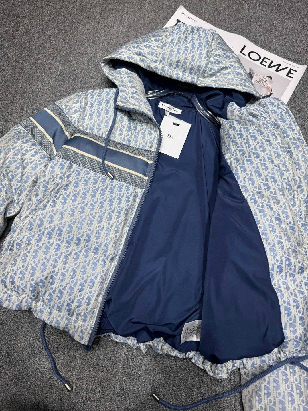 пуховик кристиан диор женский,куртка кристиан диор женские,пуховик кристиан диор,пуховик dior,куртка диор женская