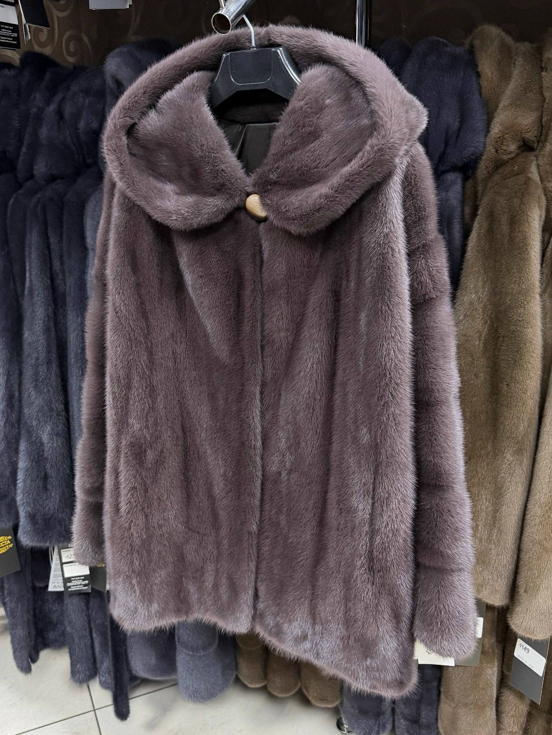 шубка из меха европейской норки с капюшоном цвет лаванда,шубка из меха европейской норки с капюшоном,шуба из меха европейской норки с капюшоном,шуба норковая с капюшоном,шубка из меха европейской норк