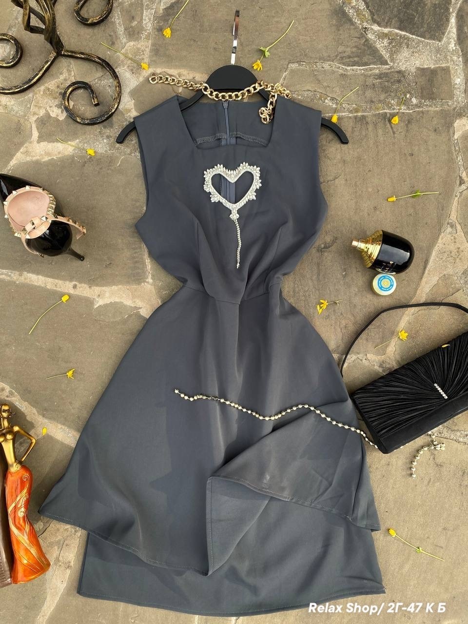 платье черное,черное платье женское,стильное платье,трендовое платье с сердцем,платье в стиле