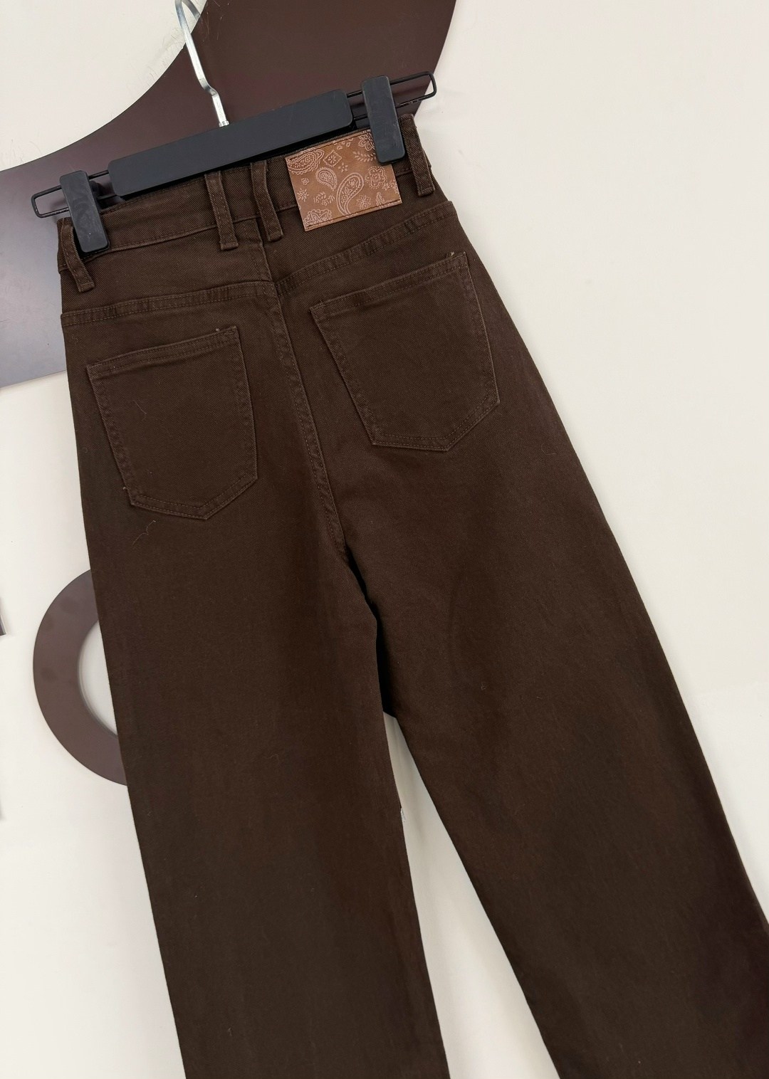 коричневые джинсы широкие,коричневые джинсы,коричневые джинсы женские широкие,джинсы брюки,коричневые джинсы женские