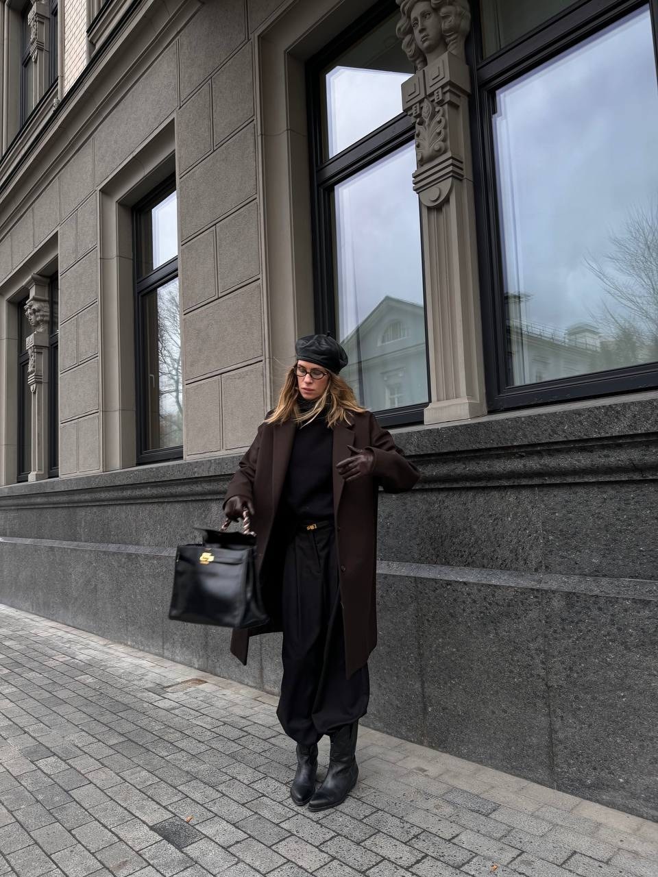 свитер,оверсайз свитер,брюки модные,свитер женский