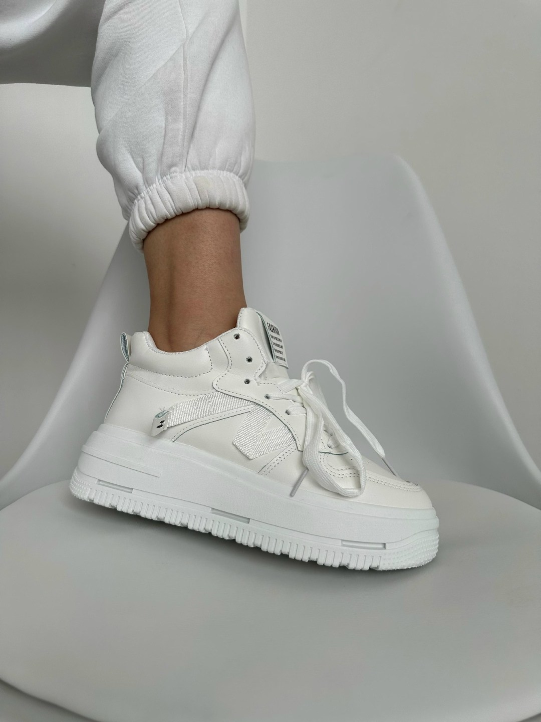 , женская кроссовки,кроссовки эко,кроссовки эко кожа,кроссовки прада женские