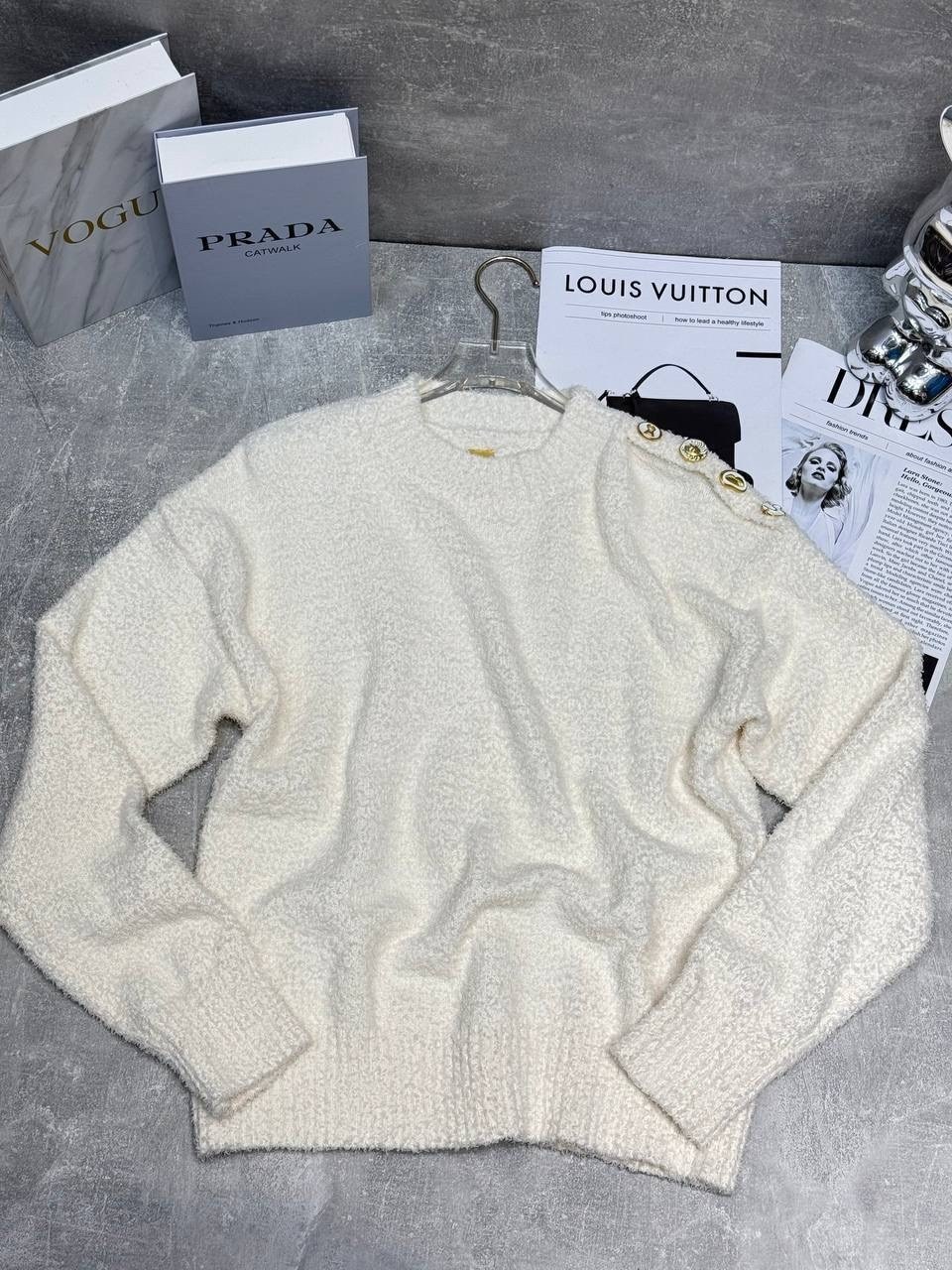 свитер louis vuitton,свитер prada,мужской шерстяной свитер louis vuitton,женский свитер prada,кофта женская