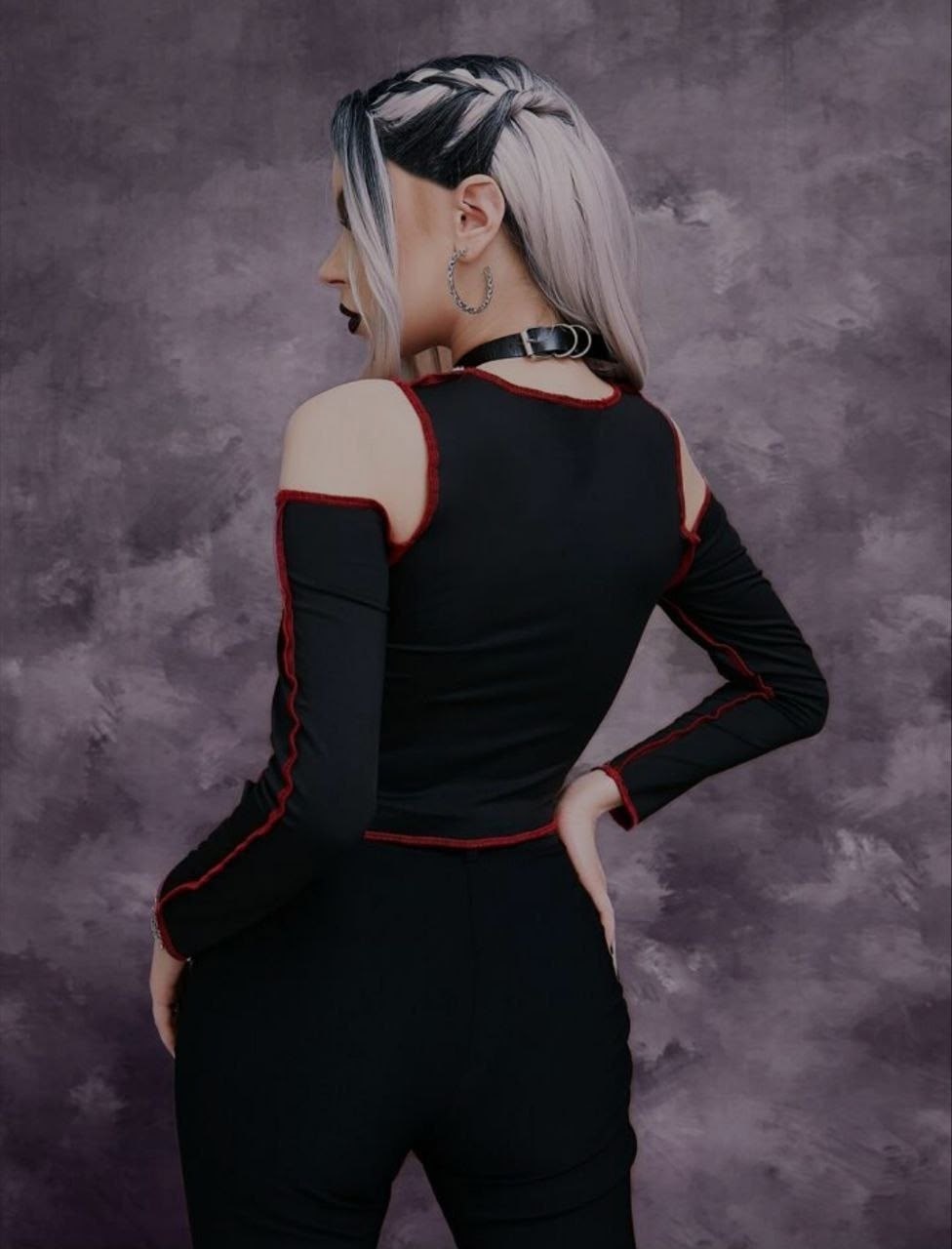 женская кофта,открытые плечи,короткая футболка,кофта толстовка,кофточка