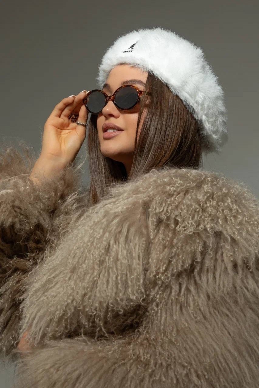 тапочки женские,наушники пушистые,пушистый чехол для наушников,меховые наушники,женские меховые