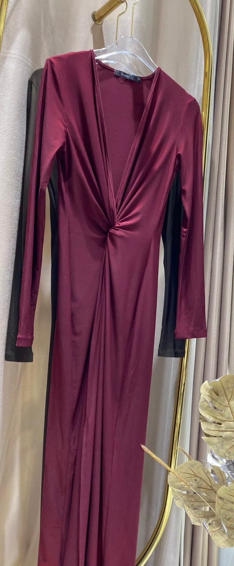 длинное платье с разрезом,вечернее платье с разрезом,платье с высоким разрезом,платье макси с разрезом,облегающее платье