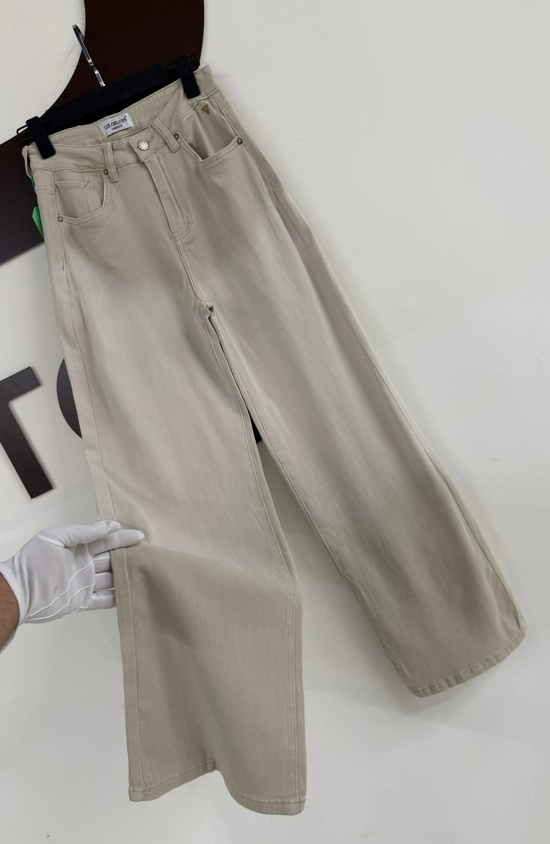 бежевые джинсы женские широкие,джинсы женские широкие,джинсы бежевые,широкие джинсы,женские джинсы