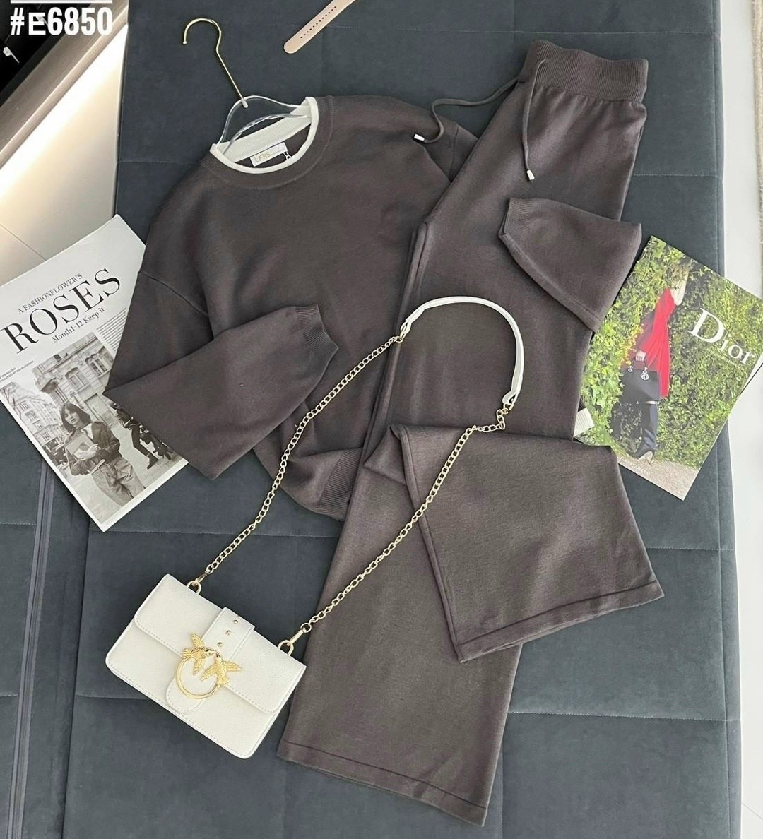 женский костюм,костюм трикотажный брючный клеш khubbi,костюм трикотажный,трикотажные костюмы женские,костюм с брюками