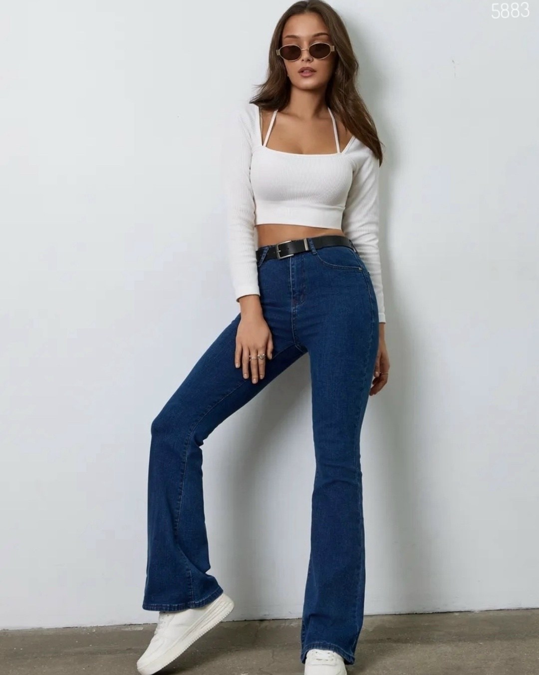 джинсы женские клеш,джинсы женские клеш с высокой посадкой,женские джинсы,джинсы клеш,джинсы клеш от колена с высокой посадкой