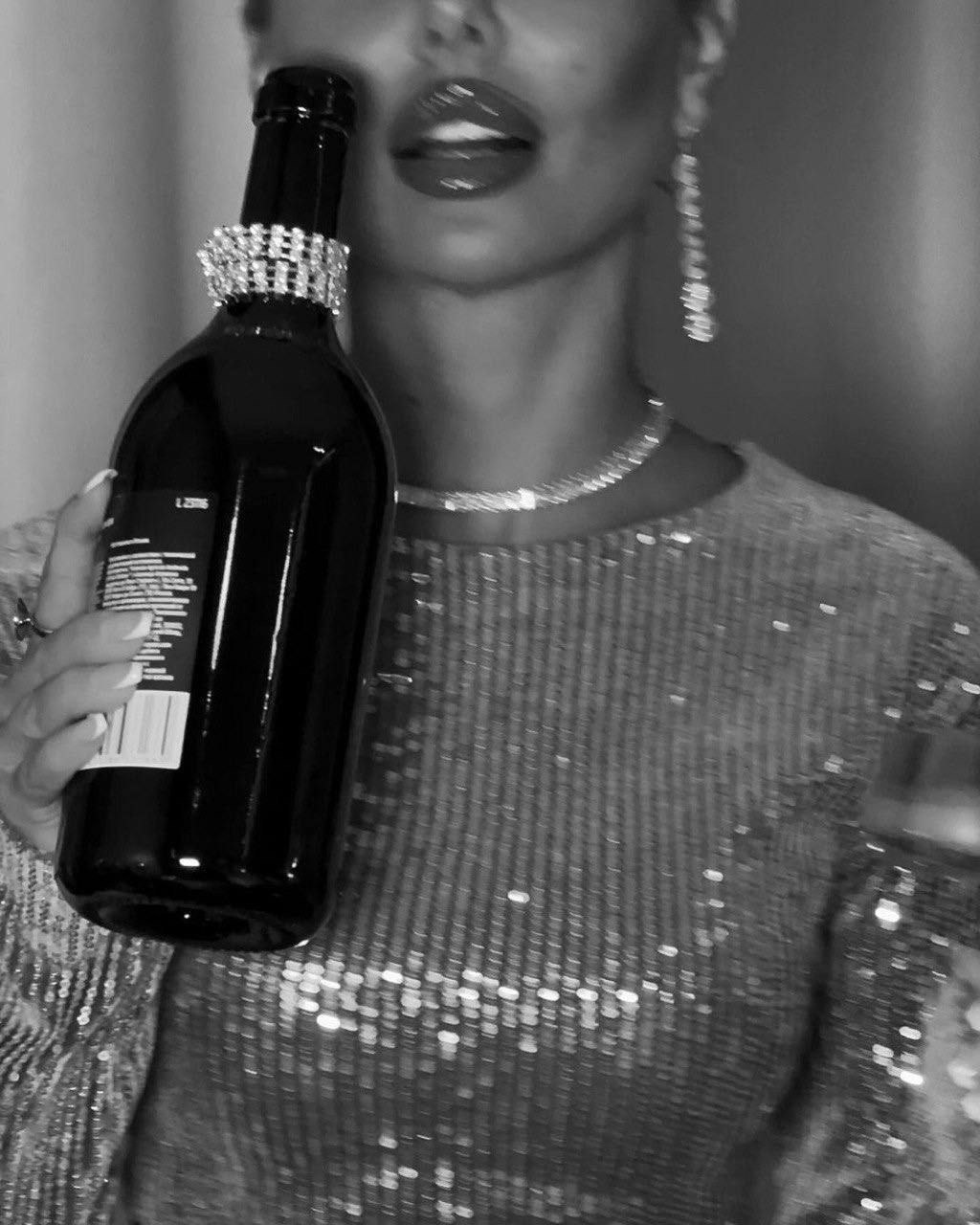 костюм из пайеток женский,костюм с юбкой и топом,юбка с пайетками,женский костюм двойка с пайетками,комплект юбка и топ с блестками