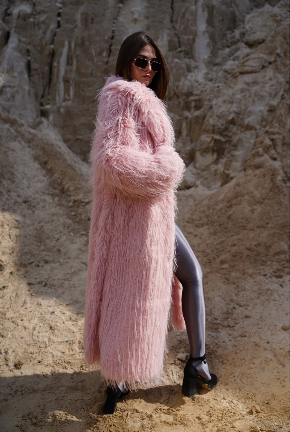 шуба искусственная pelisse модная зима,шубка из ламы,шуба под ламу,шуба из ламы искусственная розовая,искусственная шуба из экомеха длинная furvi