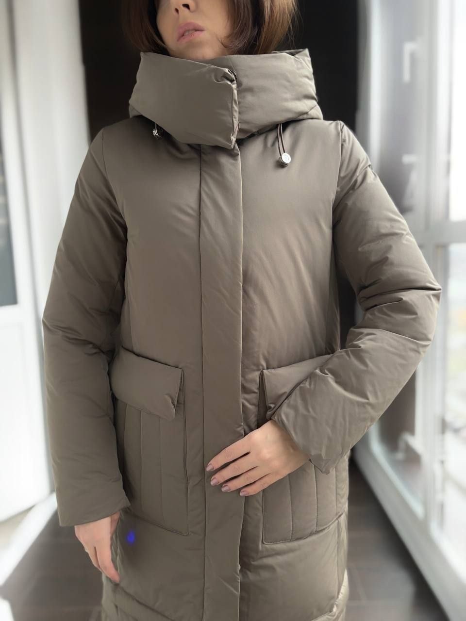 пальто beautiful free 4099 серо-бежевое,серый длинный пуховик,женский пуховик,пуховик пальто,пуховик