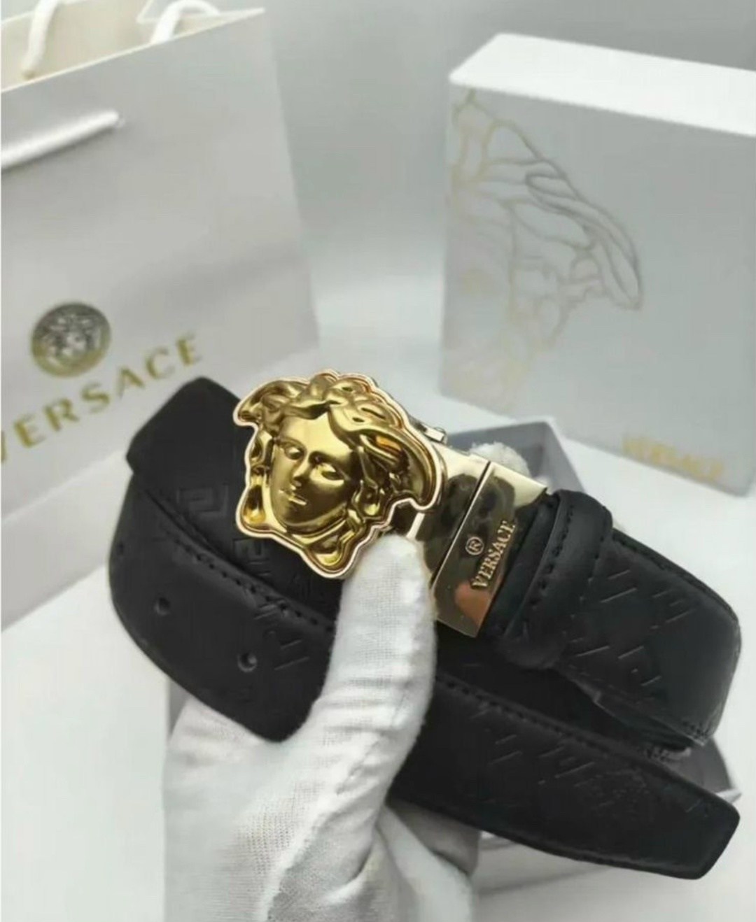 ремень кожаный versace ferragamo,ремень versace,ремень мужской versace belt цвет черный,ремень мужской versace,ремень версаче мужской