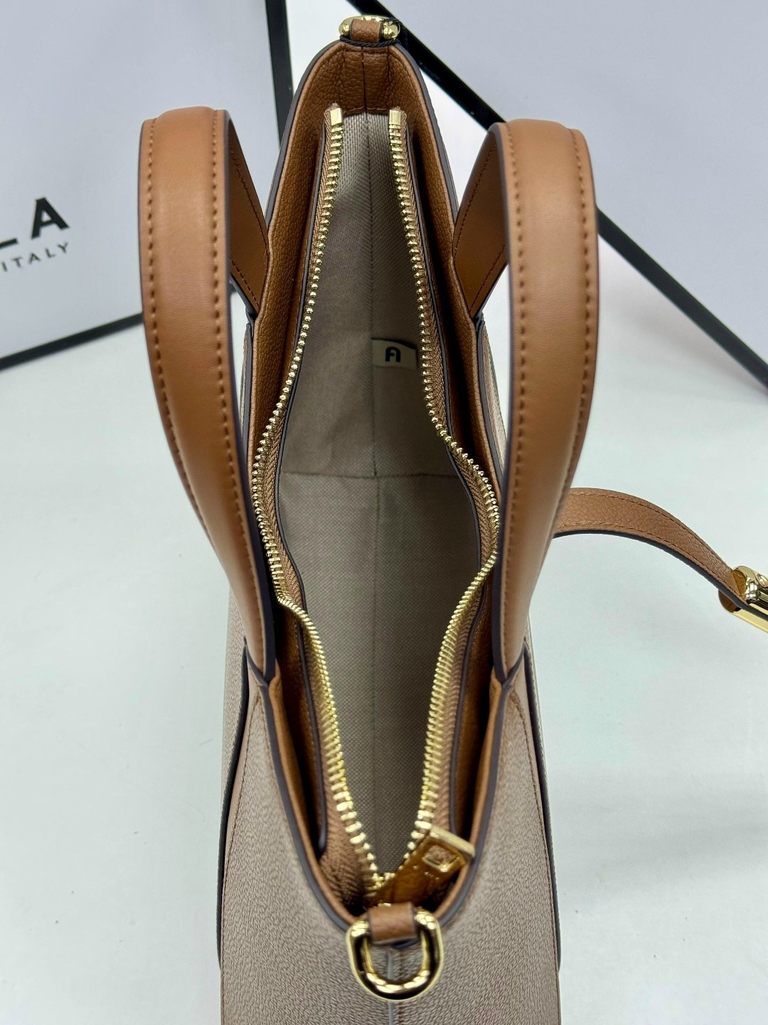 сумка,сумки фенди,сумка женская,сумка fendi,женская сумка fendi