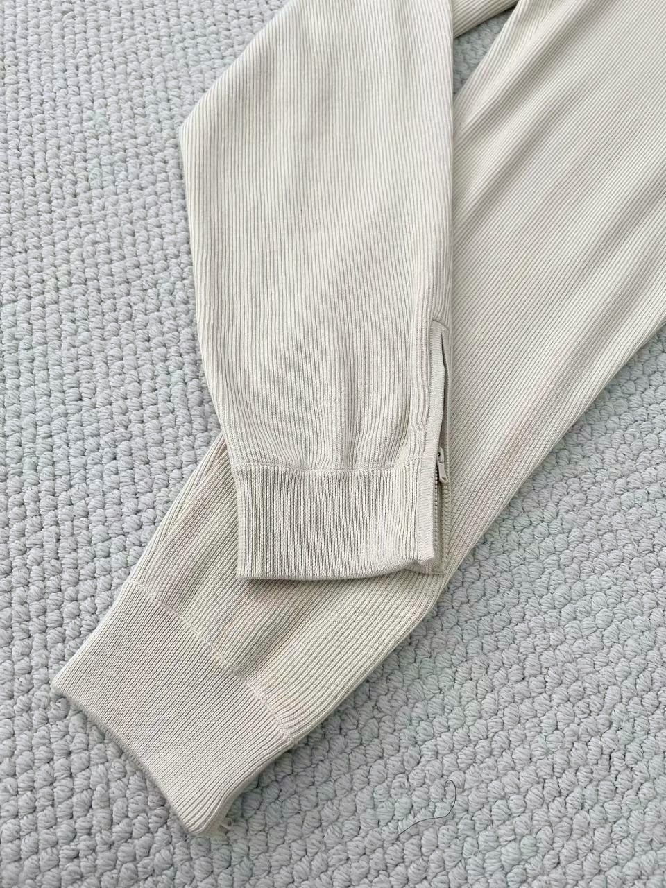 спортивный костюм brunello cucinelli,костюм бежевый,костюм для мужчин,спортивный костюм бежевый,костюм спортивный