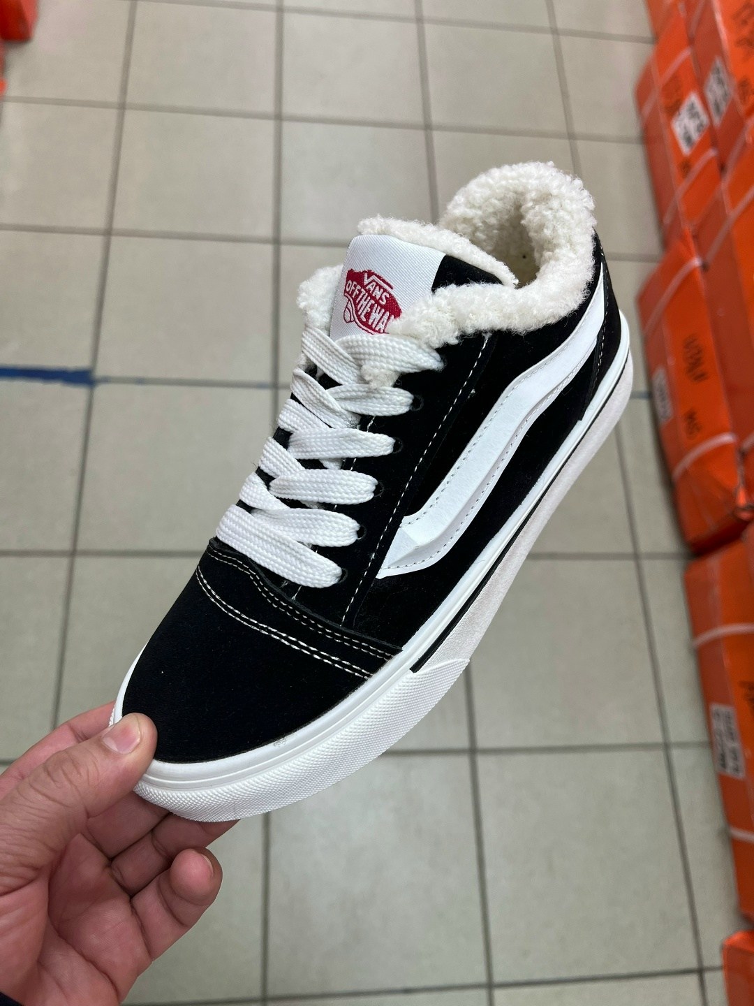 ,зимние кеды ванс мужские,зимние кроссовки мужские ванс,высокие кроссовки,кеды высокие