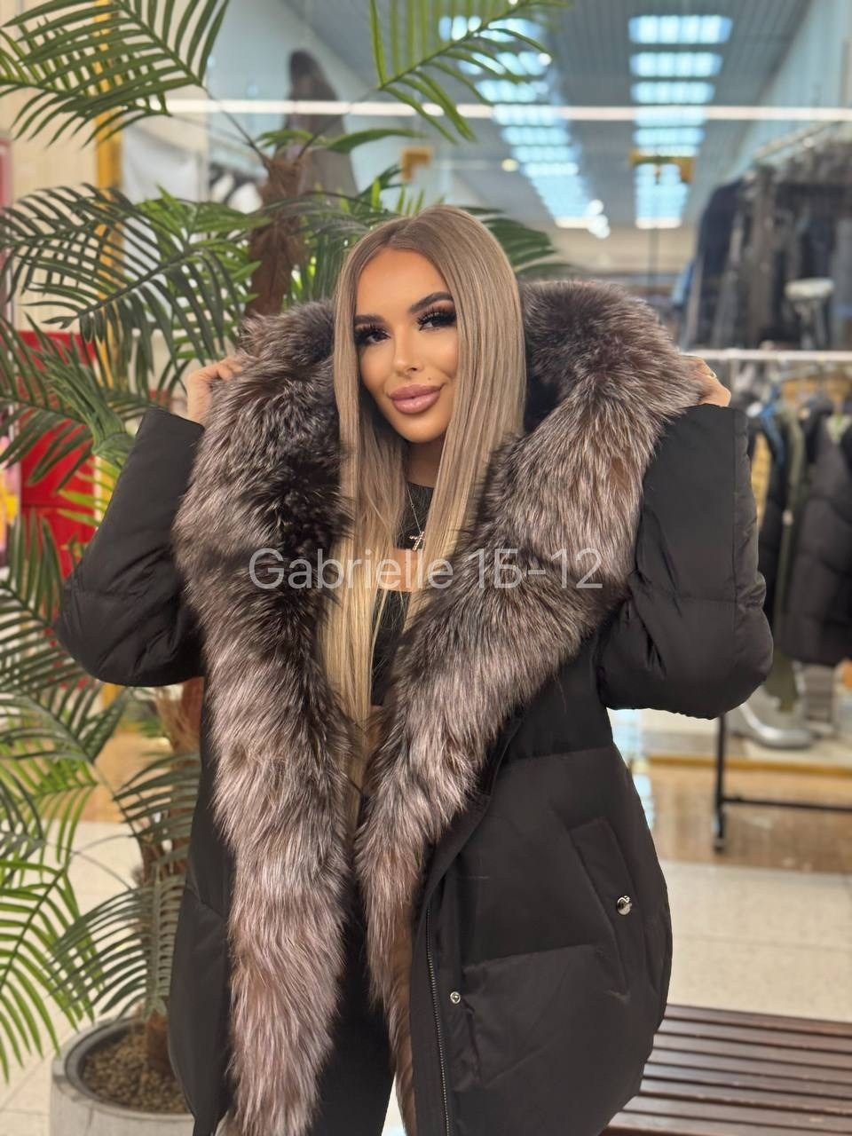пуховик с натуральным мехом,пуховик женский с натуральным мехом,пуховик с мехом,пуховик с мехом чернобурки,парка с мехом