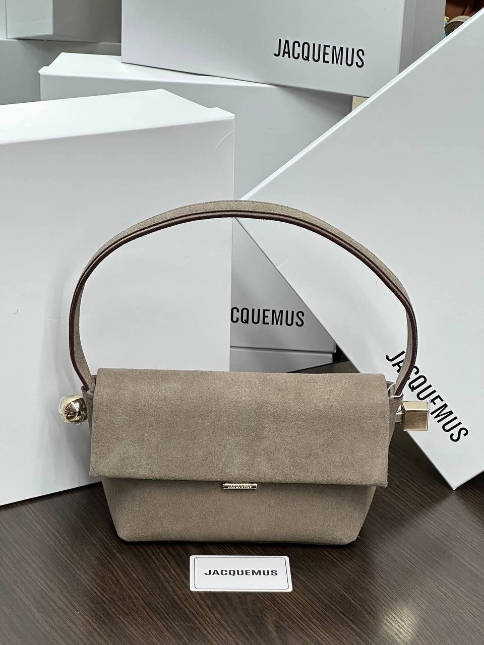 замшевая сумка coccinelle,замшевая сумка,сумка jacquemus,сумка,женская сумка