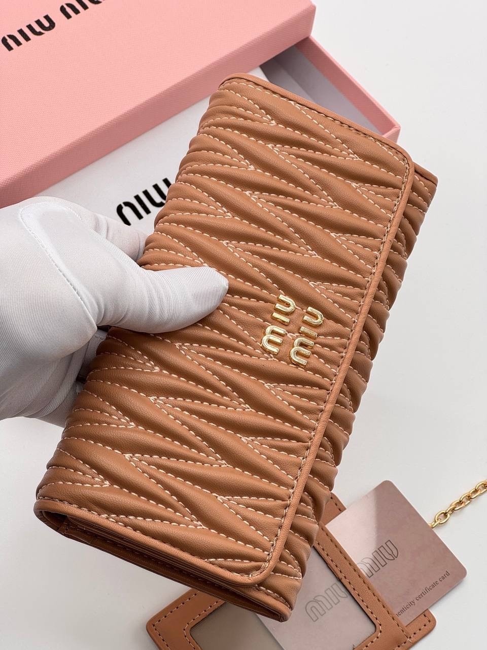 кошелек миу миу,кошелек miu miu,женские кошельки,модный кошелек,кошельки для женщин