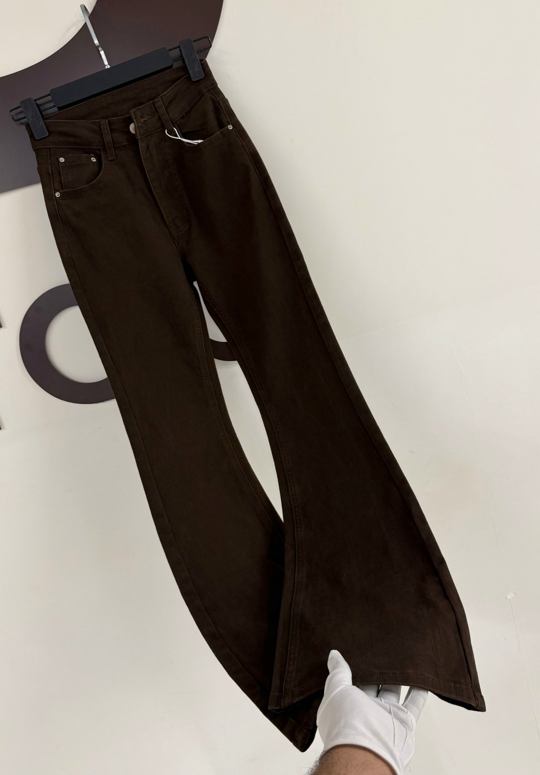 коричневые джинсы клеш женские,женские джинсы клеш,расклешенные джинсы,расклешенные брюки,повседневные брюки