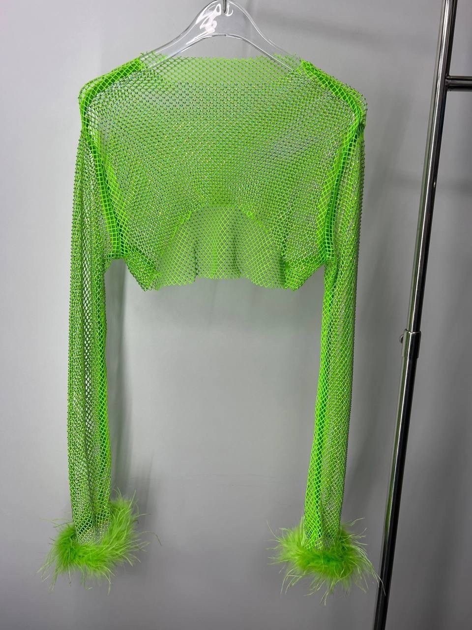 топы модные,топ с круглым вырезом и перьями, длинные рукава, сетка со стразами,кроп топ,накидка на купальник из страз,кроп топ сетка со стразами с длинным рукавом