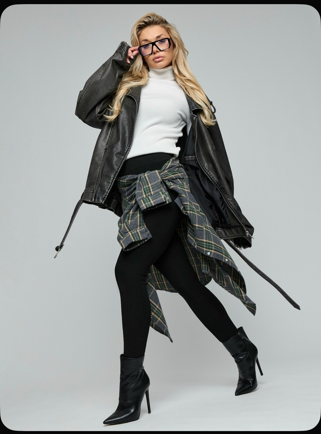 утеплённые леггинсы с мехом и высокой посадкой,леггинсы утепленные лосины с мехом,лосины утепленные леггинсы с мехом утягивающие на зиму спорт a1teza цвет черный,лосины утепленные леггинсы с мехом утя