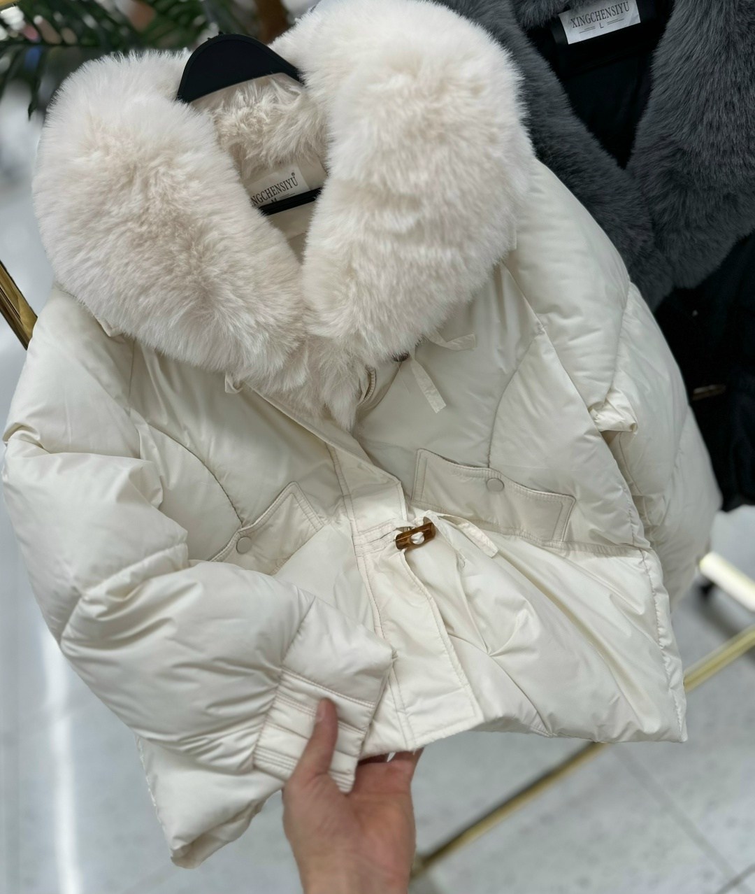 куртка зимняя женская пуховик с меховым воротником енота,женская зимняя куртка,женский пуховик,куртка с мехом,пуховик
