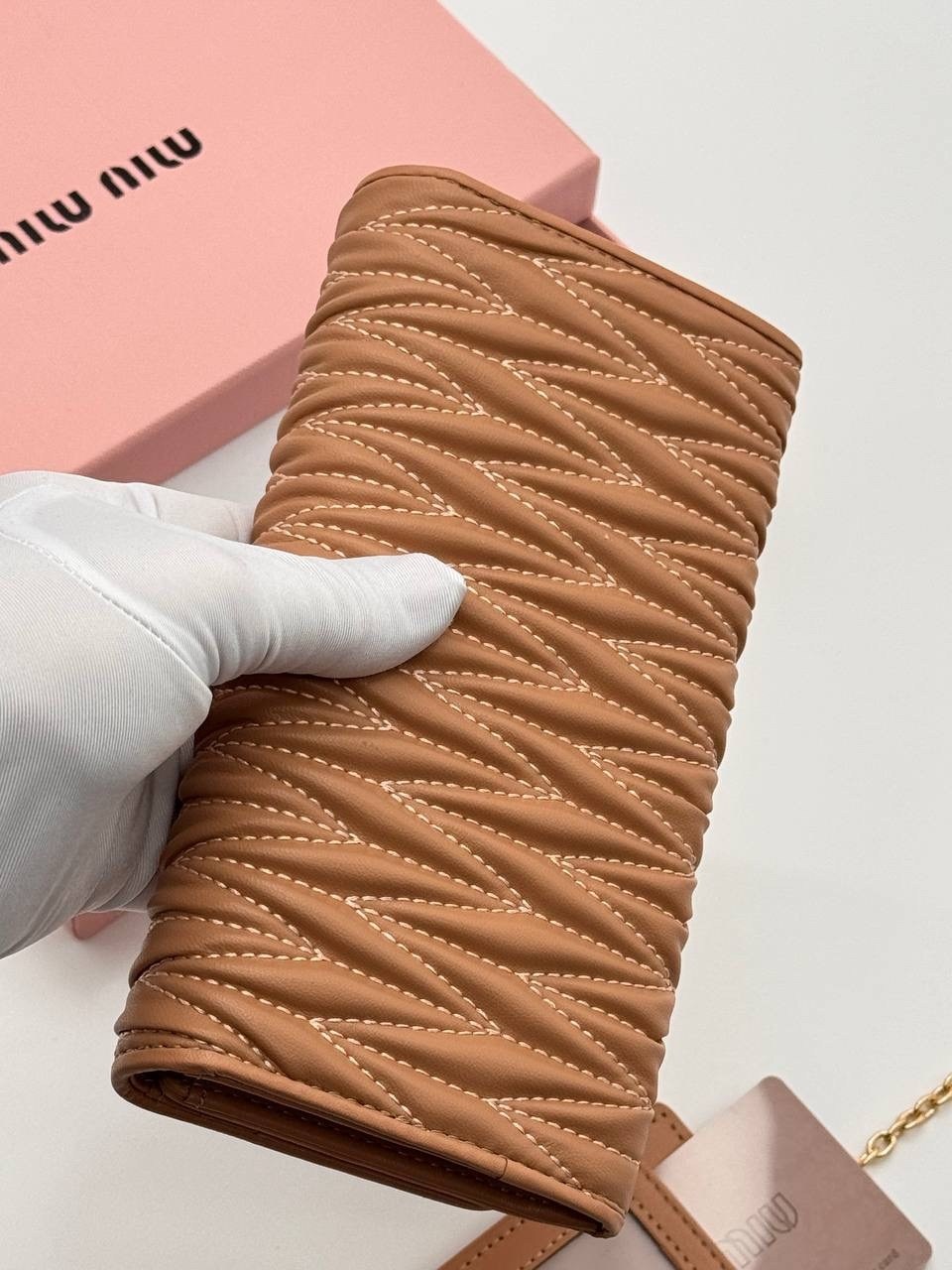 кошелек миу миу,кошелек miu miu,женские кошельки,модный кошелек,кошельки для женщин