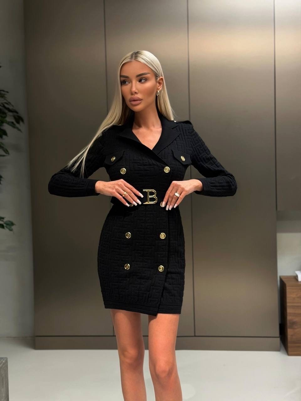 balmain женское платье-пиджак чёрного цвета,платье balmain,бандажное платье balmain,платье balmain черное,черное платье пиджак