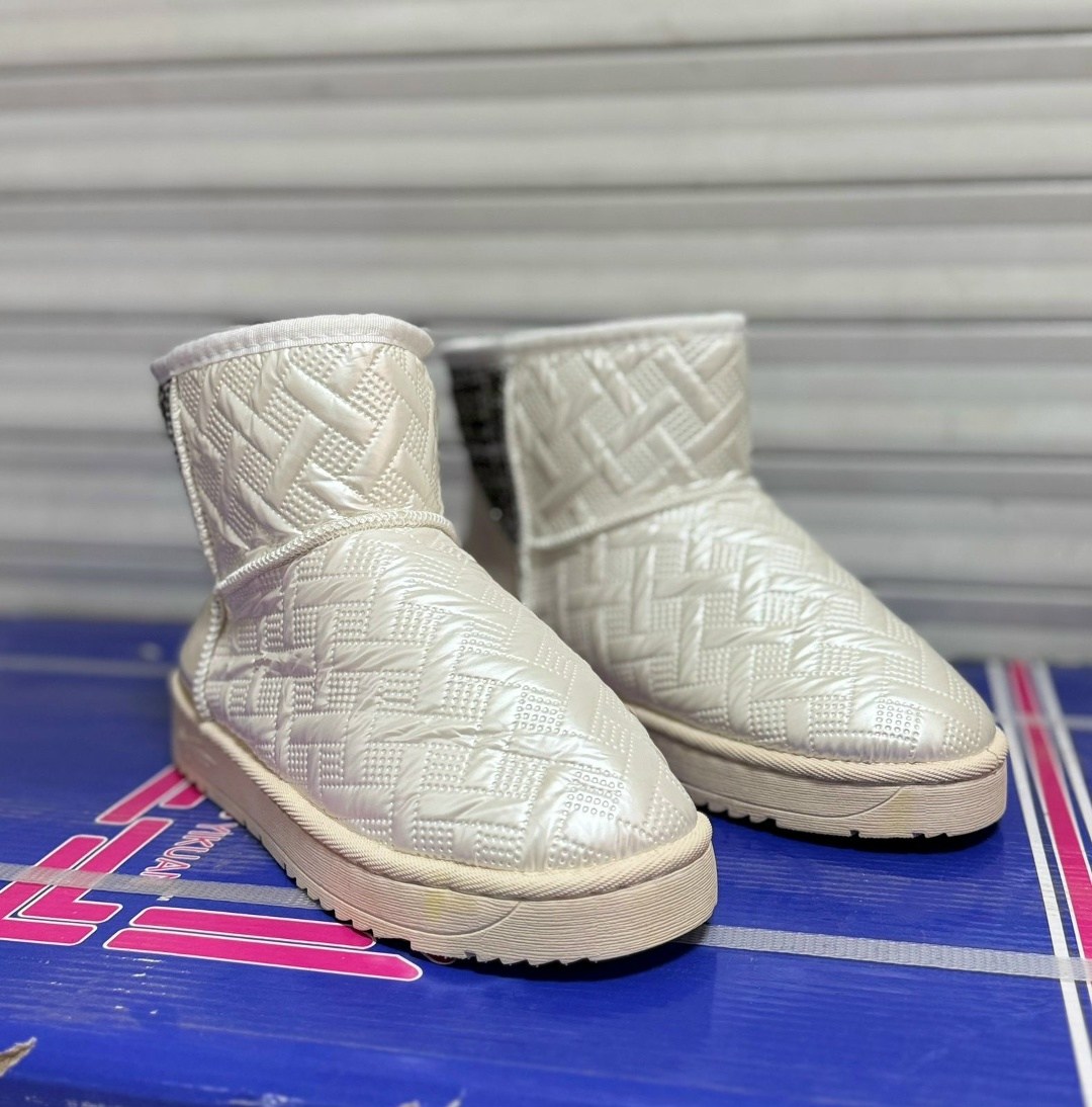 женские угги,, женская зимняя,угги,сапоги зимние женские