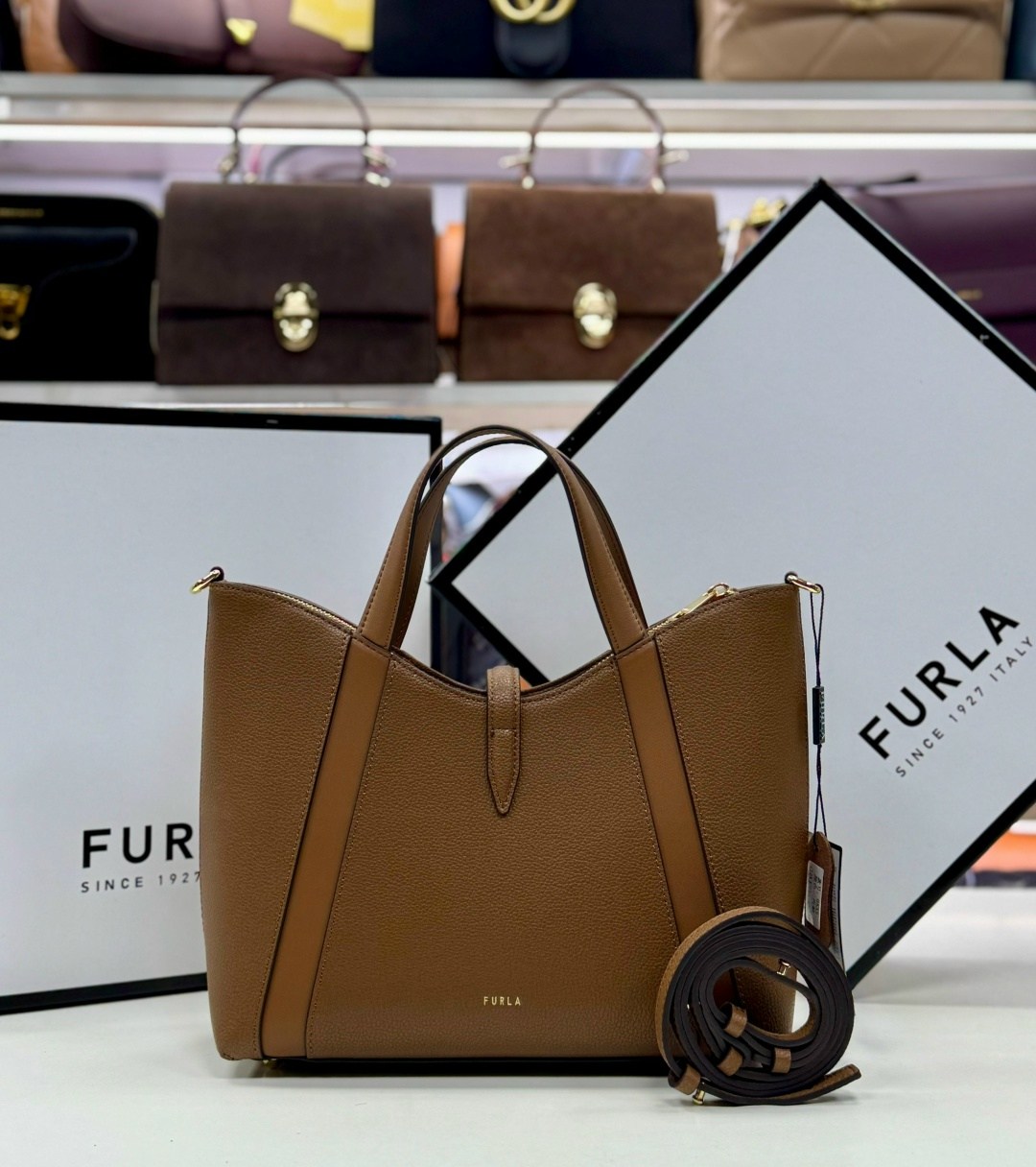 сумка,сумки фенди,сумка женская,сумка fendi,женская сумка fendi