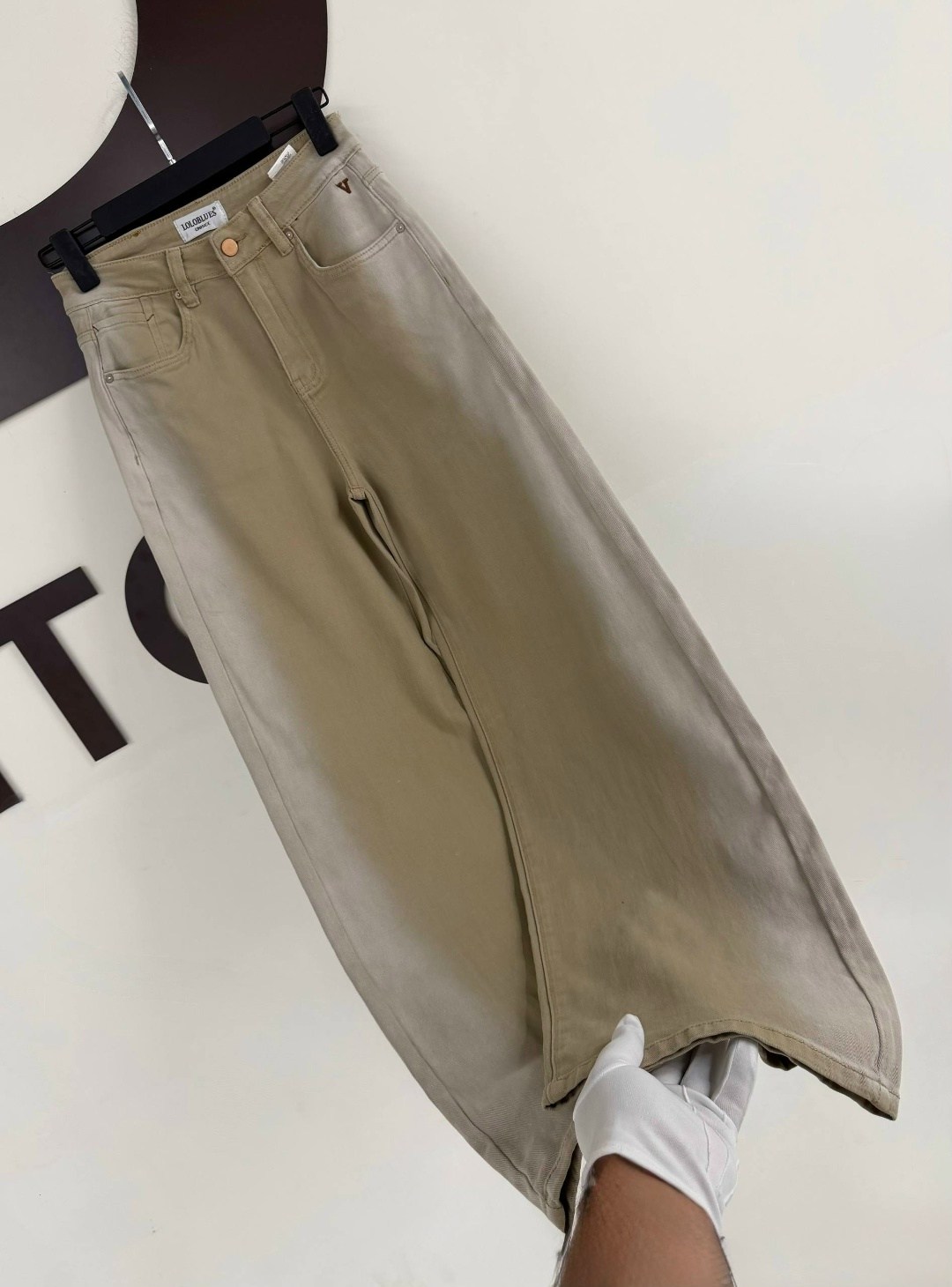 бежевые джинсы женские широкие,джинсы широкие,бежевые джинсы,повседневные брюки,женские джинсы