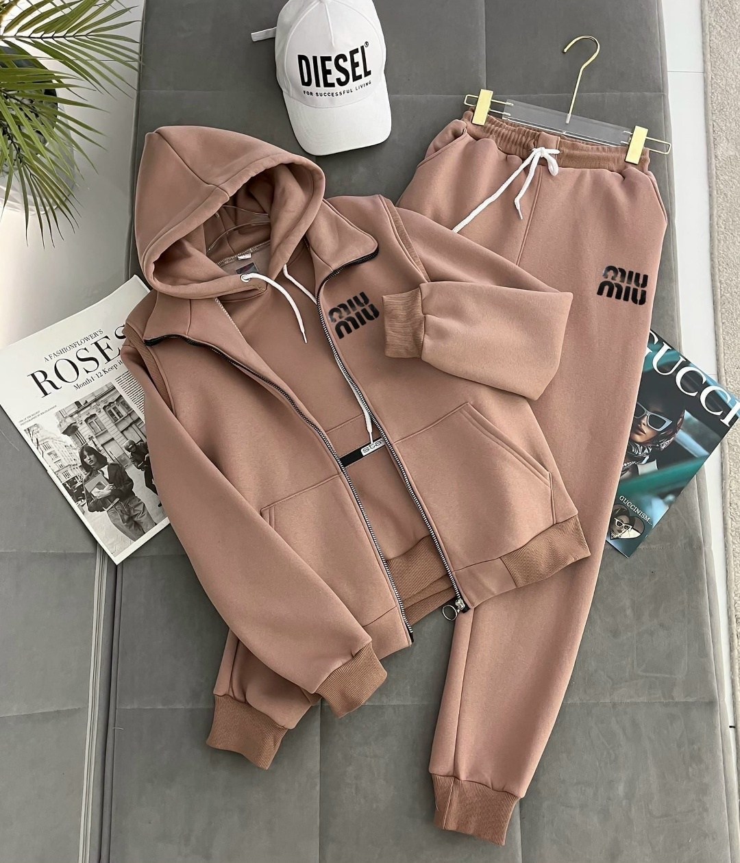 костюм женский спортивный на флисе,женские костюмы на флисе,костюм на флисе,спортивные костюмы на флисе,костюм тройка на флисе