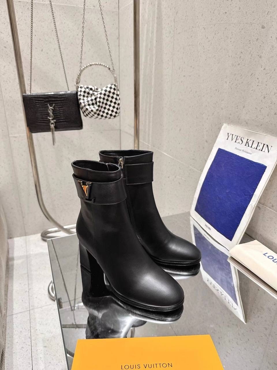 ,женские ботильоны louis vuitton,женская ,ботильоны женские,стильные ботинки