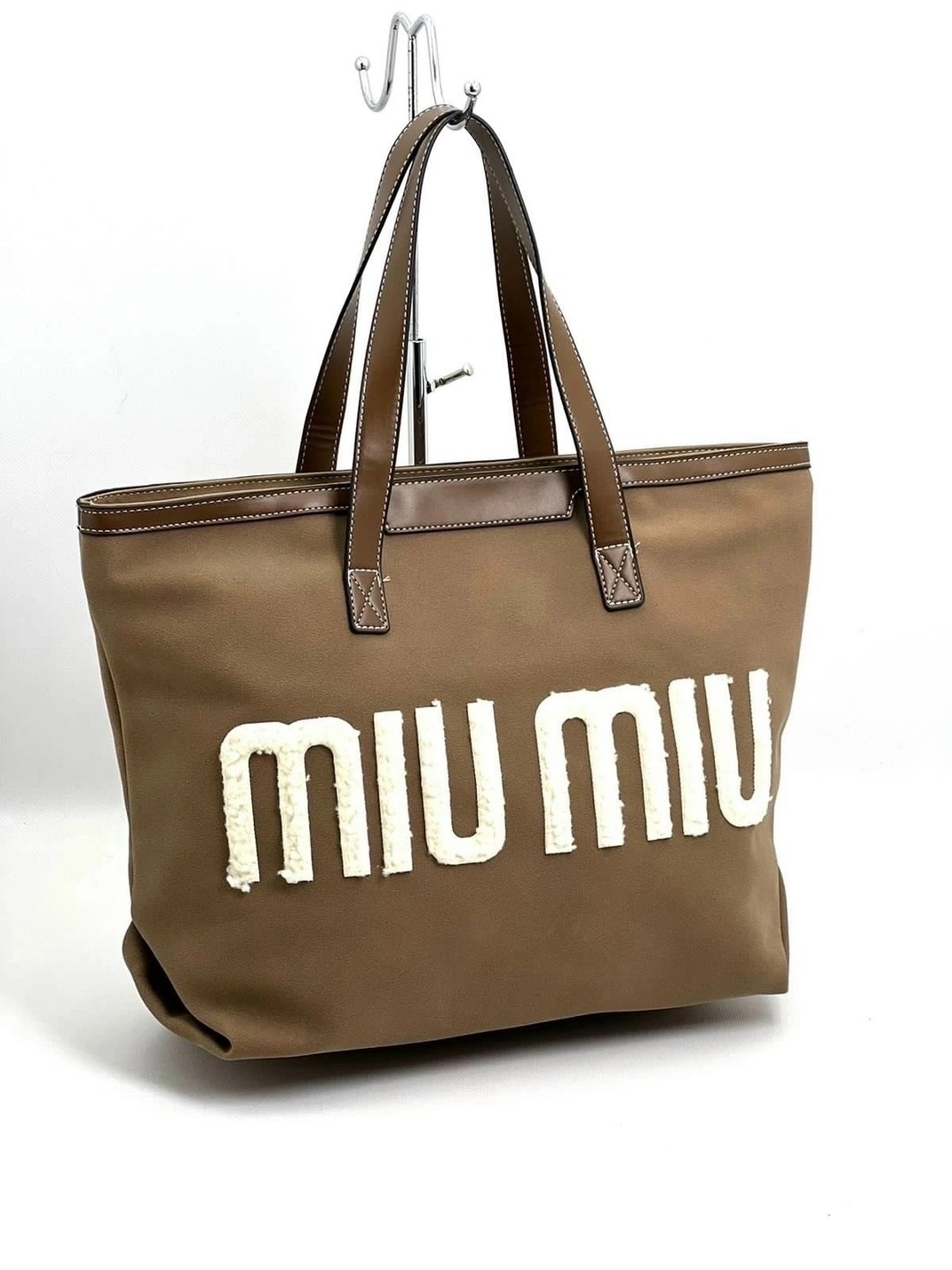 сумка,сумка miu miu,женские сумки,сумка тоут большая miu miu,сумки тоут