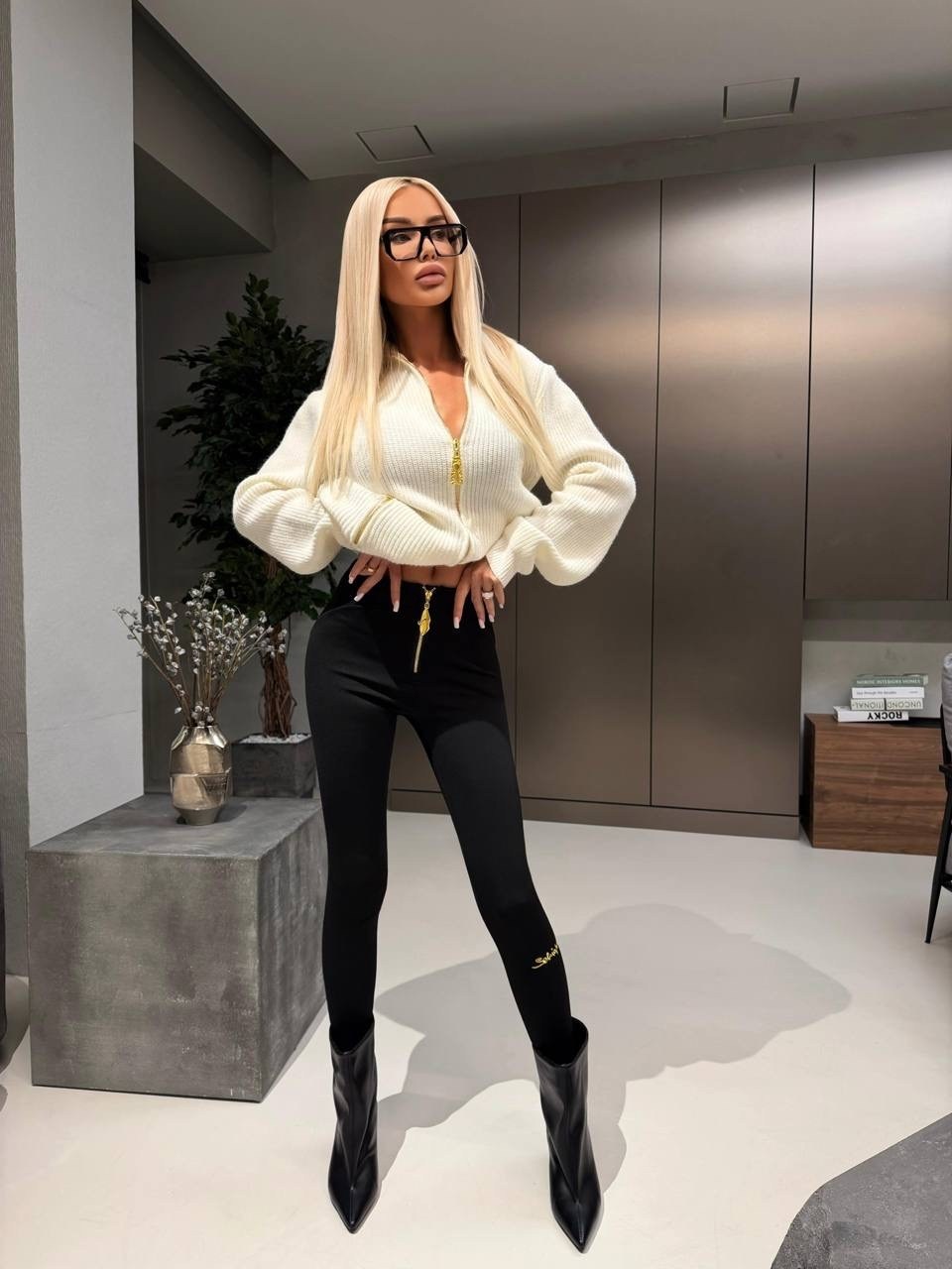 женская кофта,модная ,джинсы и штаны,леггинсах