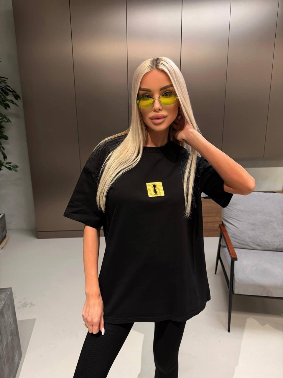 женская футболка,стильные футболки,футболка оверсайз,футболка в стиле оверсайз maison margiela,футболки и топы