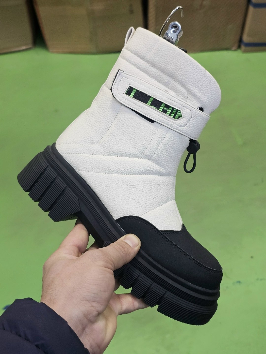 ,женская зимняя ,дутики женские, женская,женские сапоги