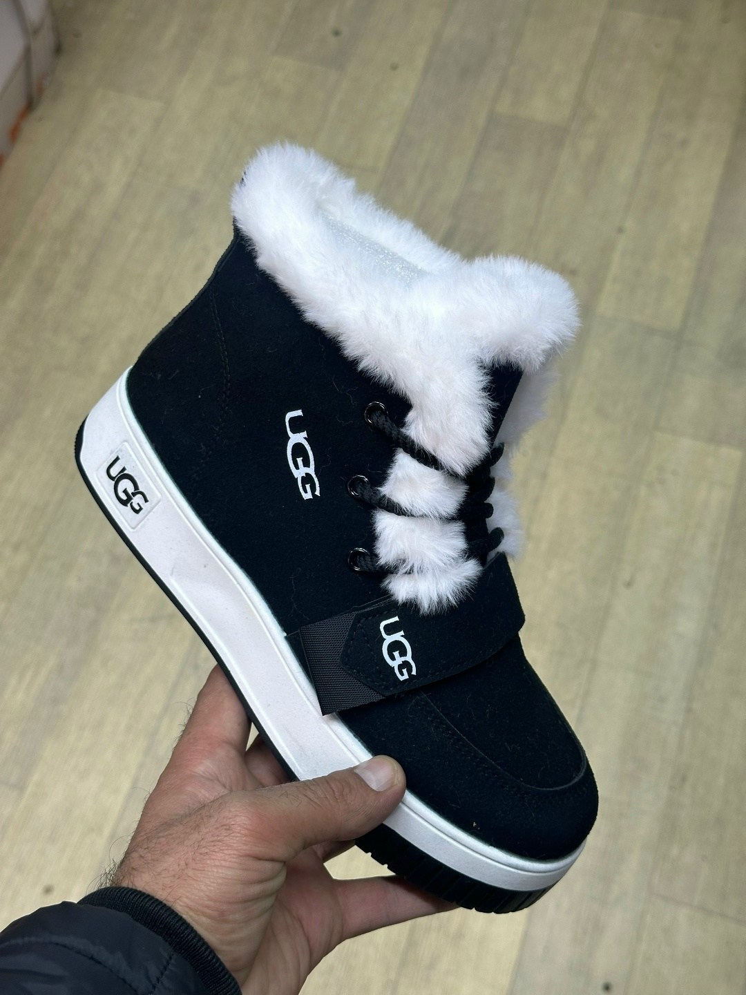 зимние кроссовки ugg,,кроссовки ugg женские зимние,зимние кроссовки женские,зимние женские кеды