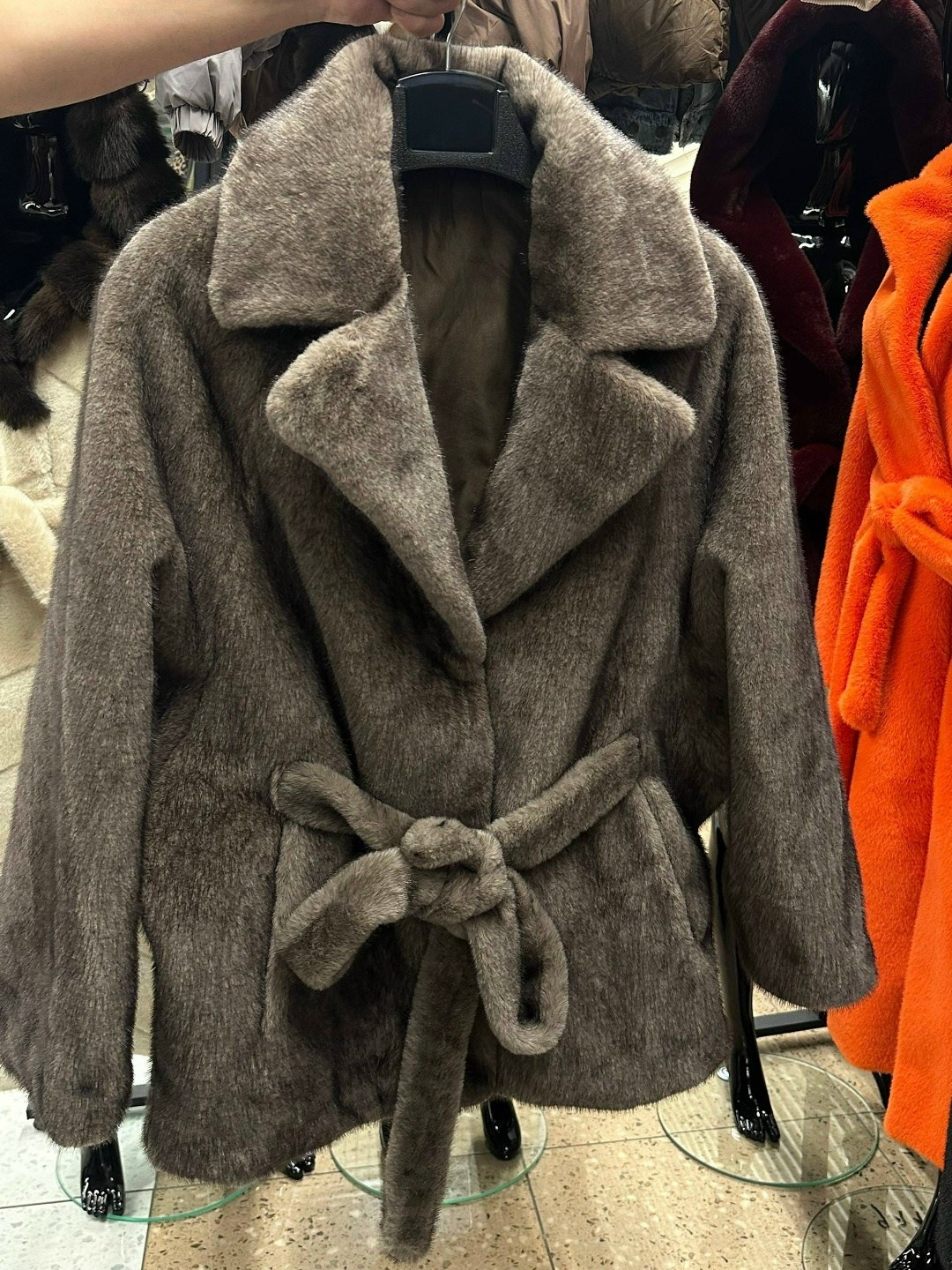 искусственная шуба под норку,шубка,шуба норковая,шубка норка с капюшоном,шуба