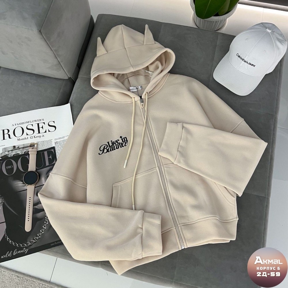 толстовка женская,модная толстовка,женская кофта,толстовка,белая толстовка