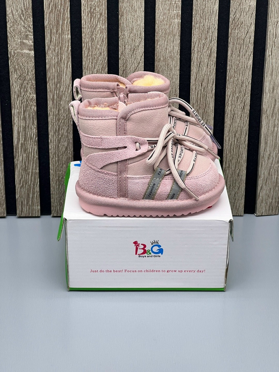 ,зимние детские ботинки,детская ,детские зимние сапоги,угги детские