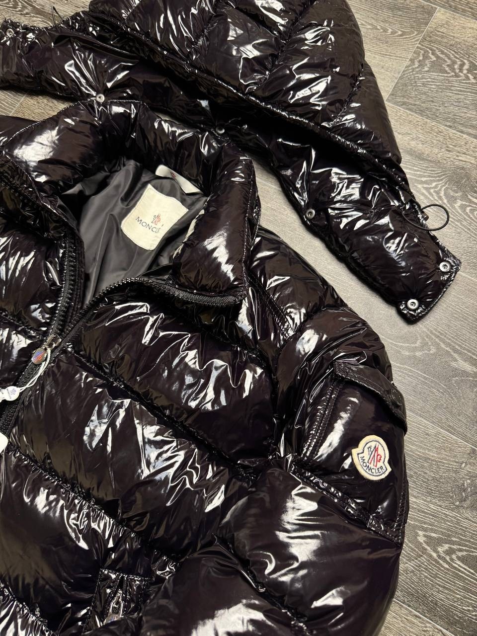 пуховик moncler мужской,пуховик moncler,пуховик moncler maya глянцевый,зимняя куртка moncler,пуховик moncler maya