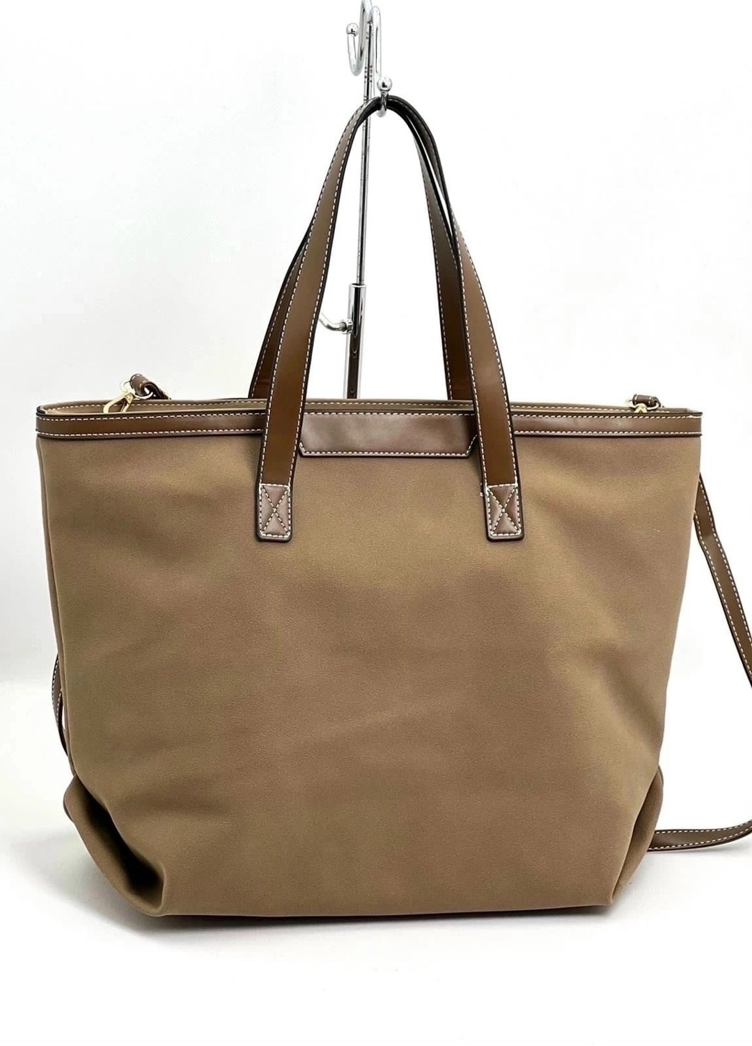 сумка,сумка miu miu,женские сумки,сумка тоут большая miu miu,сумки тоут