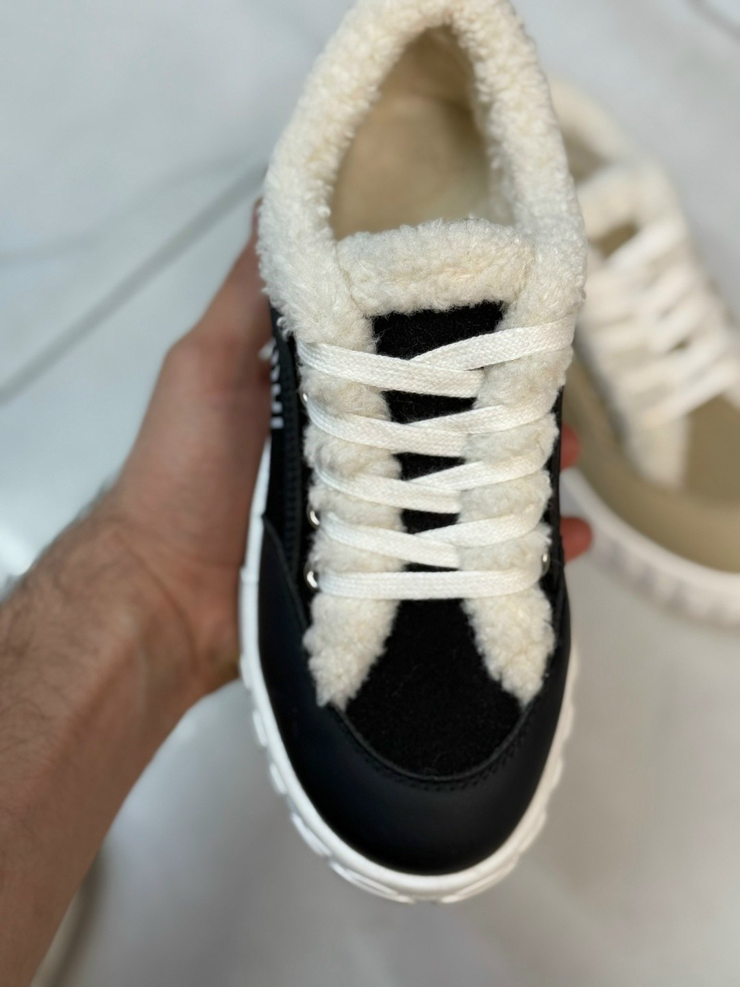 женские кроссовки с мехом miu miu черные,кеды замшевые зимние с мехом на высокой подошве trend shuz,,кеды замшевые зимние с мехом на высокой подошве trend shuz 273158517,кеды зимние женские