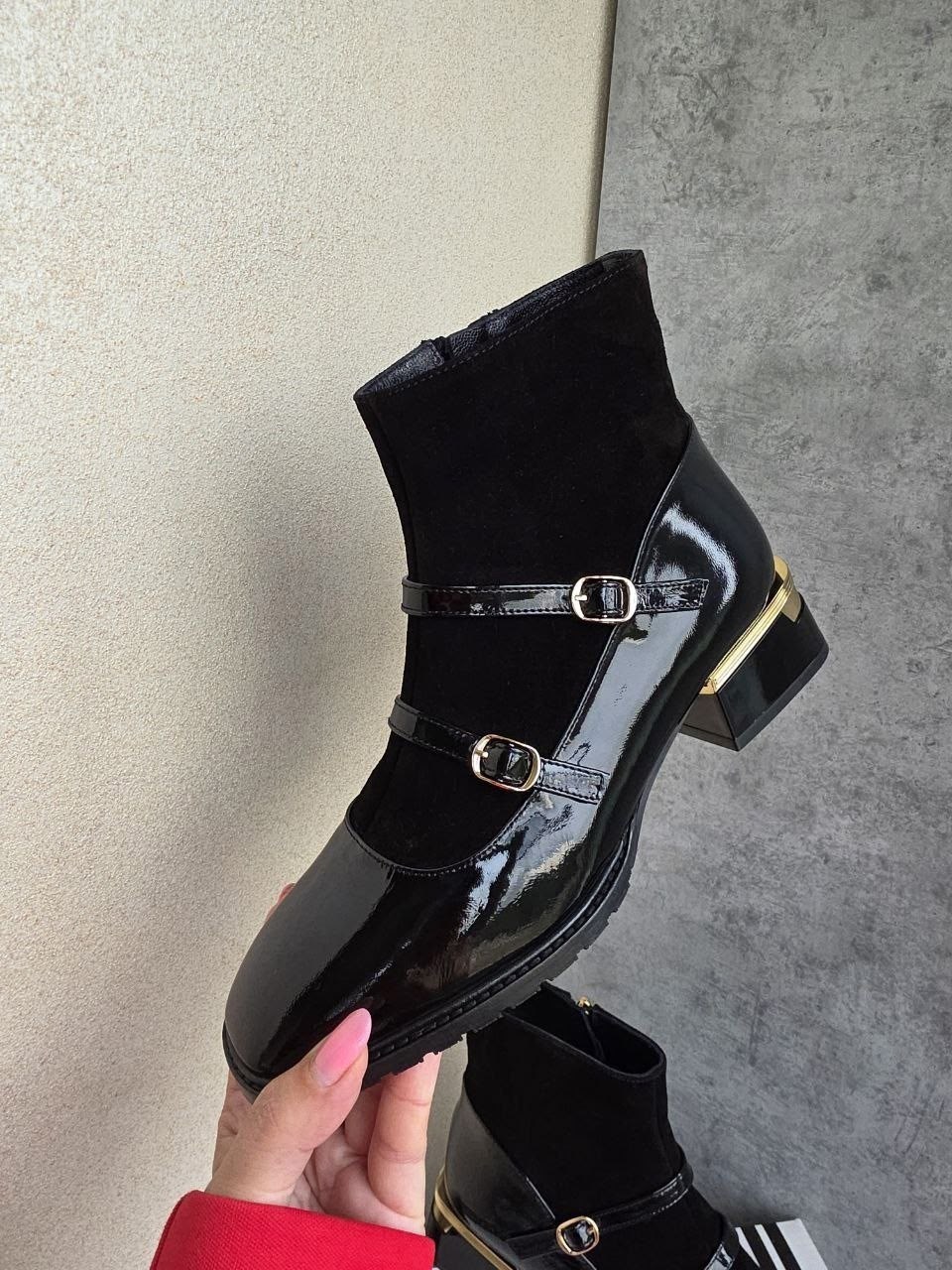 ,лакированные ботинки,ботинки женские,женская ,модные полусапожки